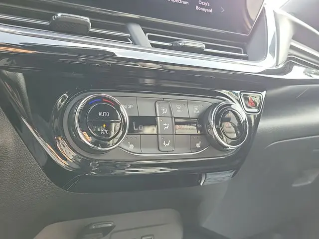 2025 Chevrolet Trax - $21,990
