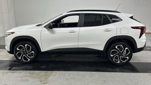 2025 Chevrolet Trax RS