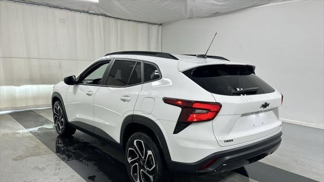 2025 Chevrolet Trax RS
