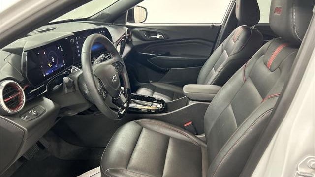 2025 Chevrolet Trax RS