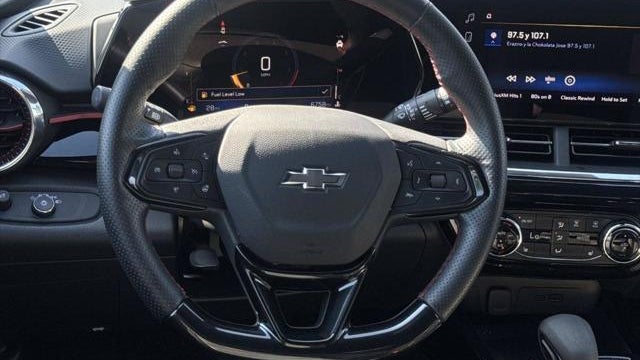 2025 Chevrolet Trax RS