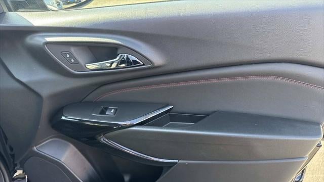 2025 Chevrolet Trax RS