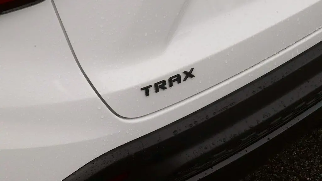 2025 Chevrolet Trax RS