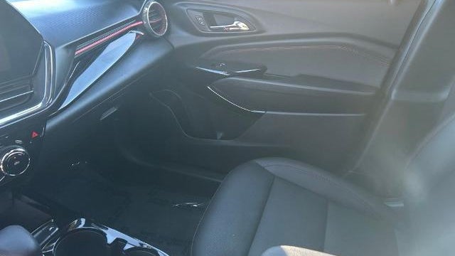 2025 Chevrolet Trax RS