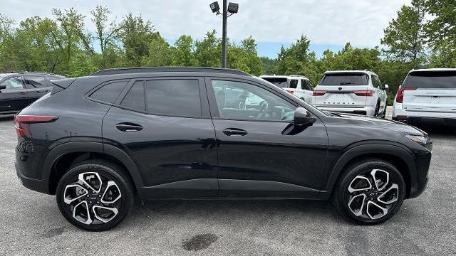 2025 Chevrolet Trax RS