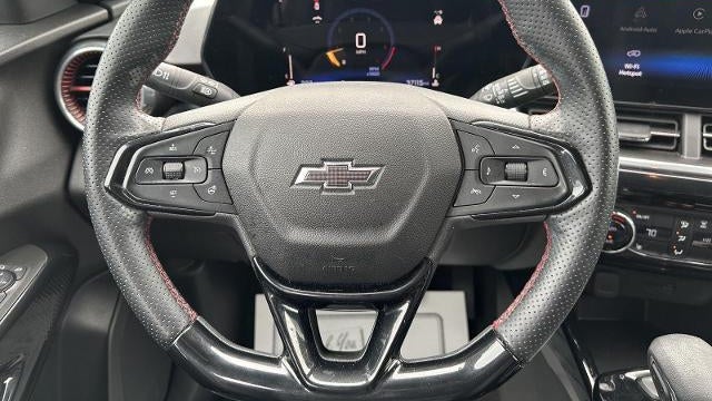2025 Chevrolet Trax RS