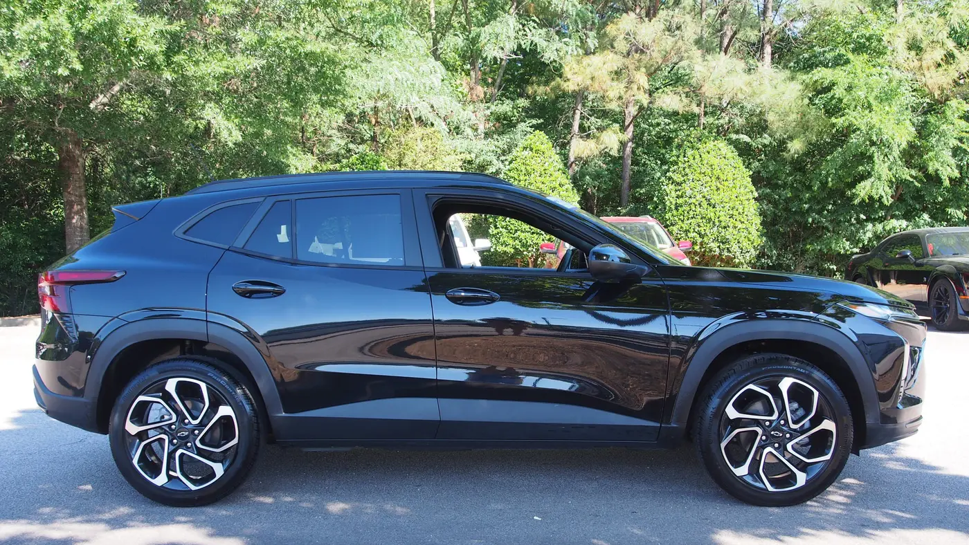 2025 Chevrolet Trax RS