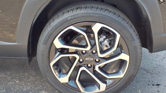 2025 Chevrolet Trax RS