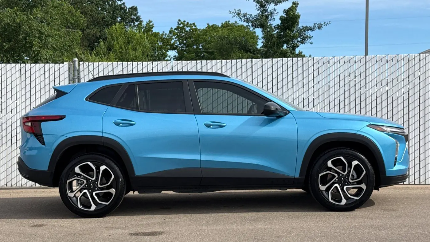 2025 Chevrolet Trax RS