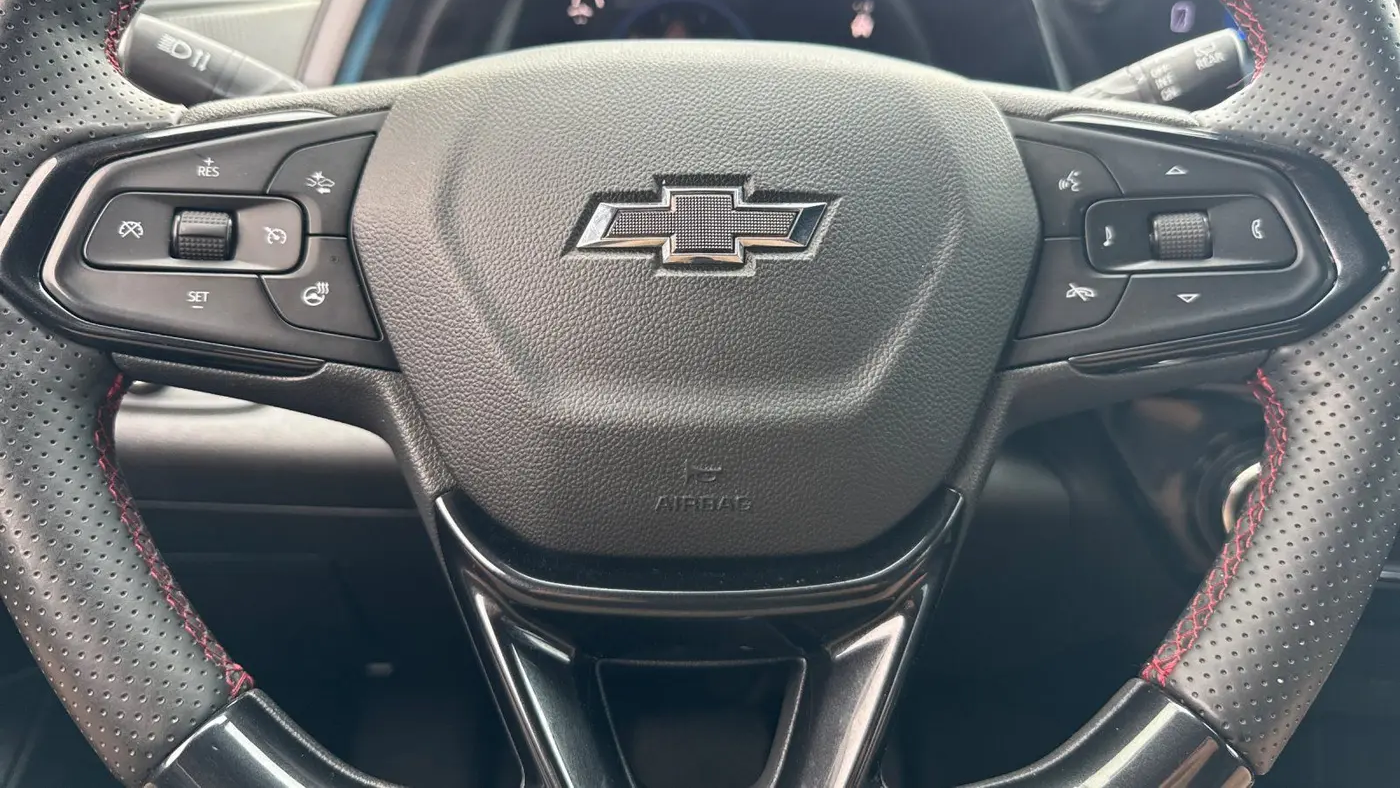2025 Chevrolet Trax RS