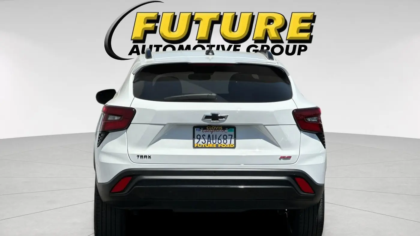 2025 Chevrolet Trax RS