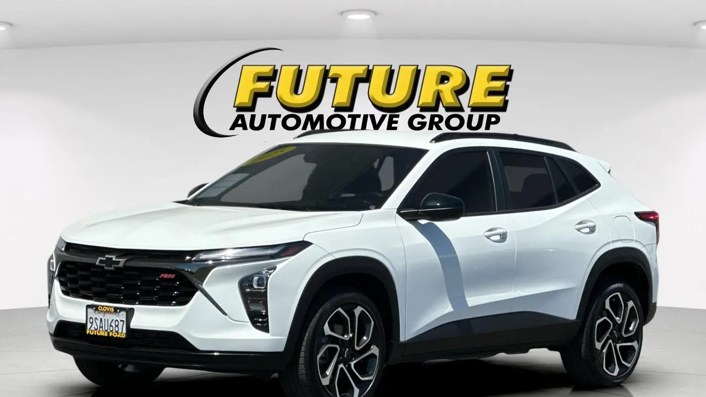 2025 Chevrolet Trax RS