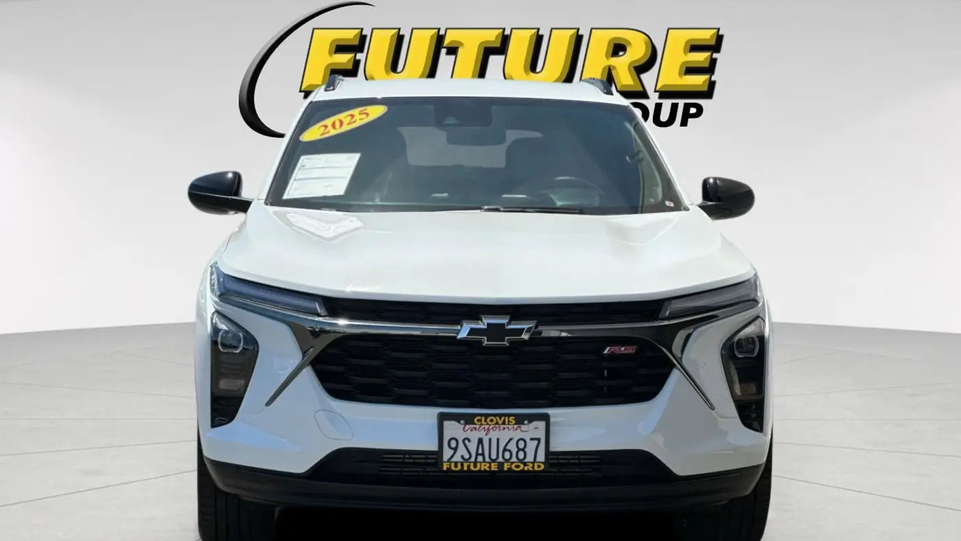 2025 Chevrolet Trax RS