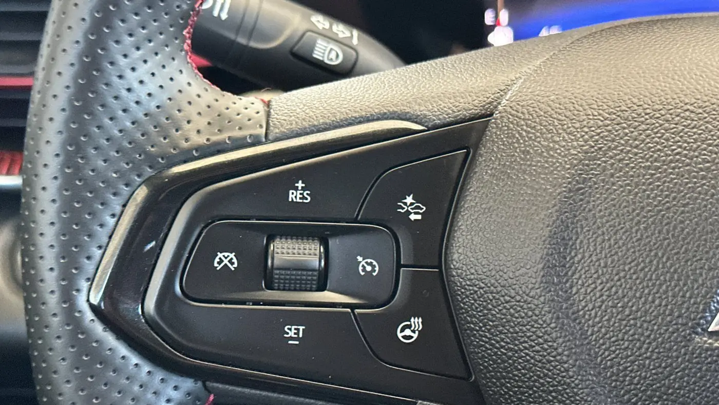 2025 Chevrolet Trax RS