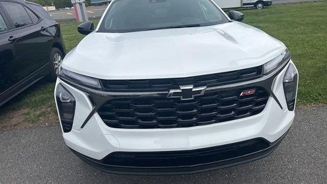 2025 Chevrolet Trax RS