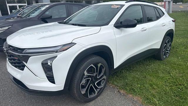 2025 Chevrolet Trax RS
