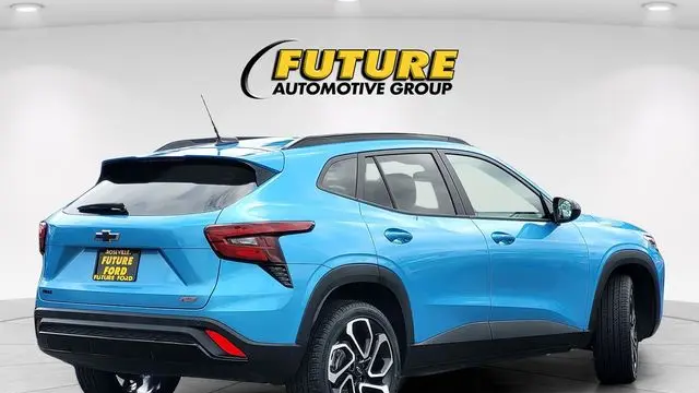 2025 Chevrolet Trax RS