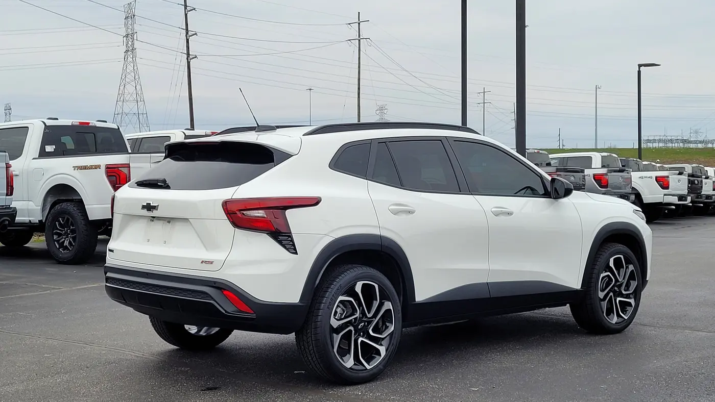 2025 Chevrolet Trax RS