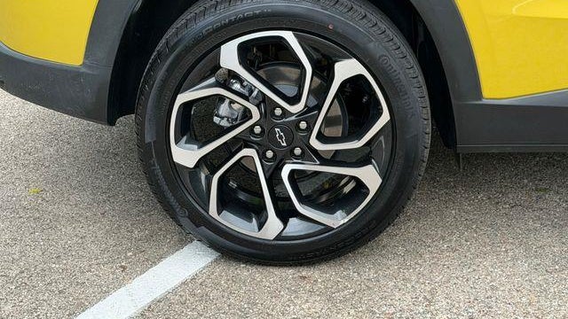 2025 Chevrolet Trax RS