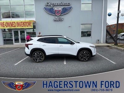 Photo of a 2025 Chevrolet Trax RS 4DR Crossover W/2RS for sale