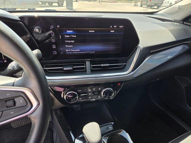 2024 Chevrolet Trax - $22,000