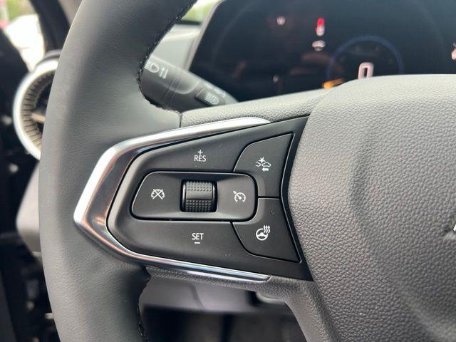 2025 Chevrolet Trax - $22,825