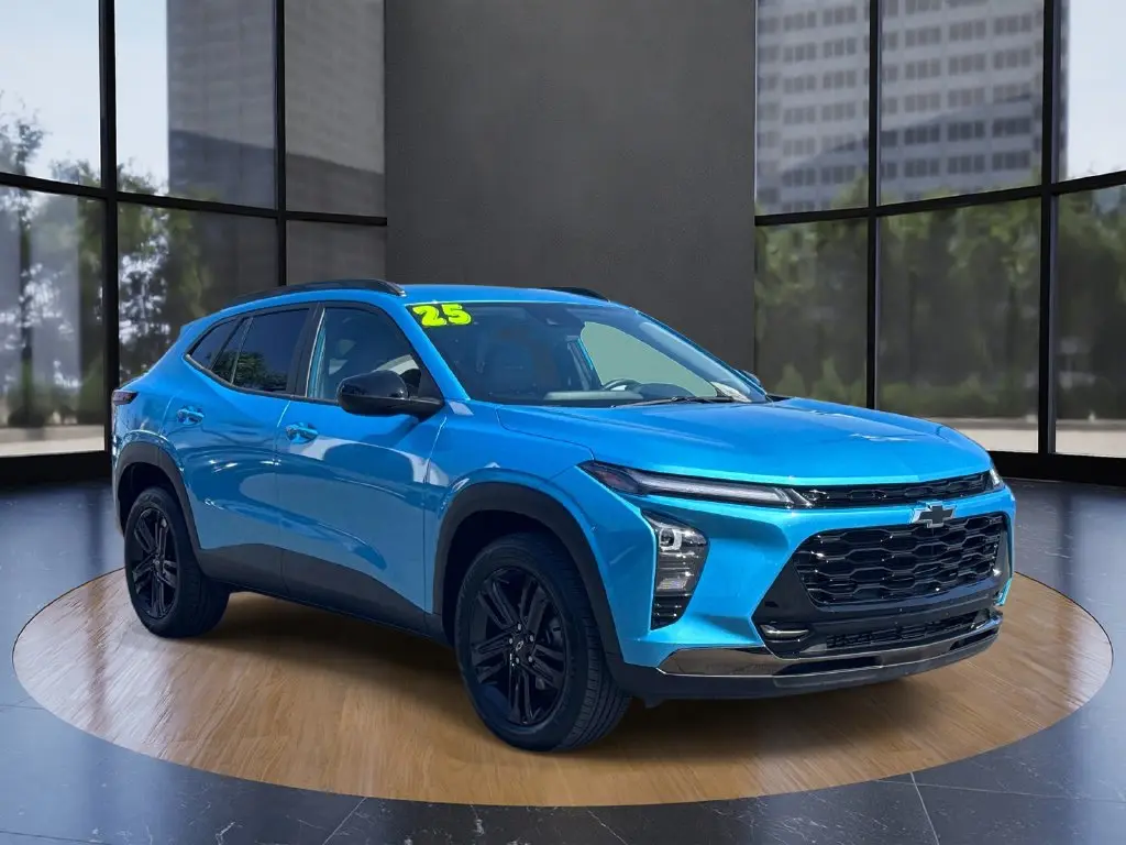 2025 Chevrolet Trax - $26,995