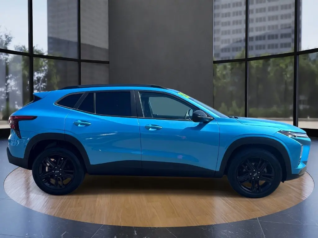 2025 Chevrolet Trax - $26,995