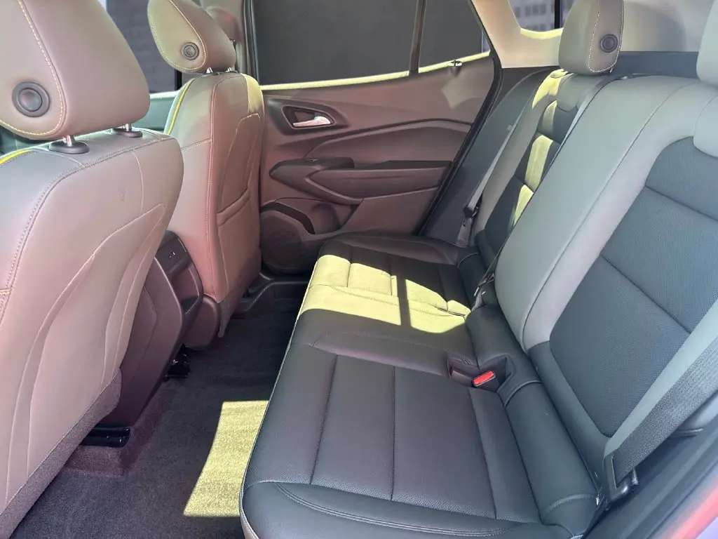 2025 Chevrolet Trax - $26,995