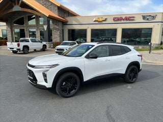 2026 Chevrolet Trax with Summit White Exterior