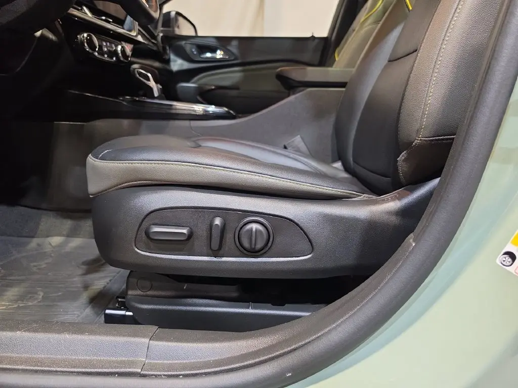 2025 Chevrolet Trax - $23,732