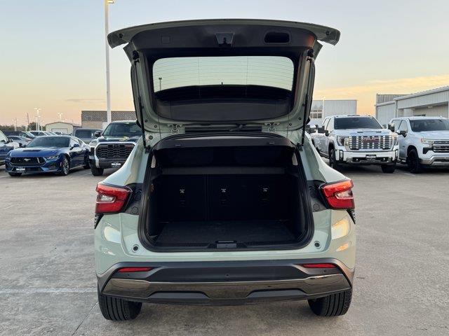 2026 Chevrolet Trax - $27,850