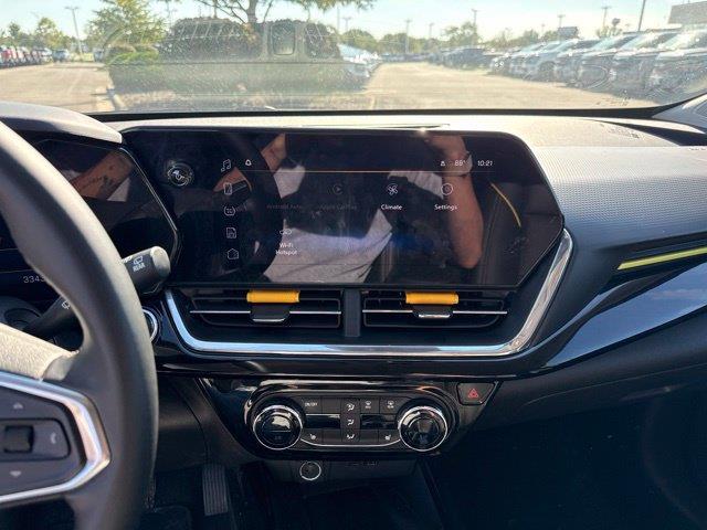 2025 Chevrolet Trax - $23,000