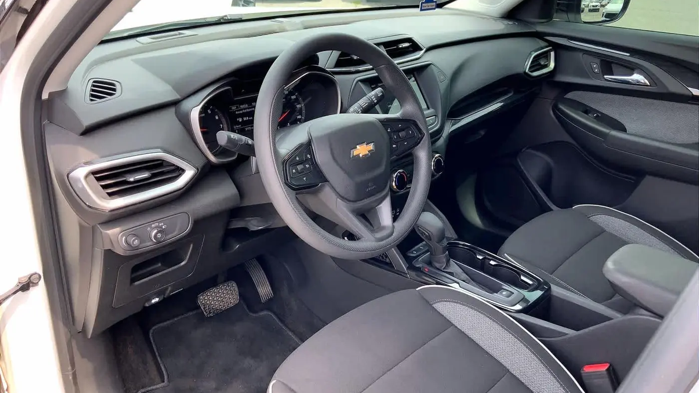 2023 Chevrolet Trailblazer LS