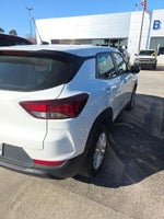 2023 Trailblazer Thumbnail 3