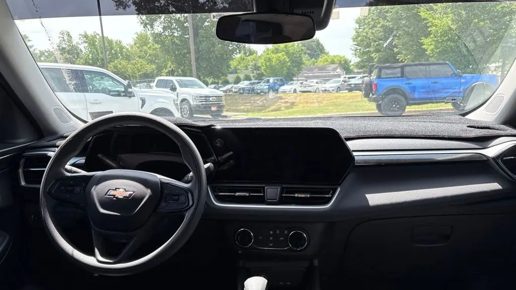 2025 Chevrolet Trailblazer LS
