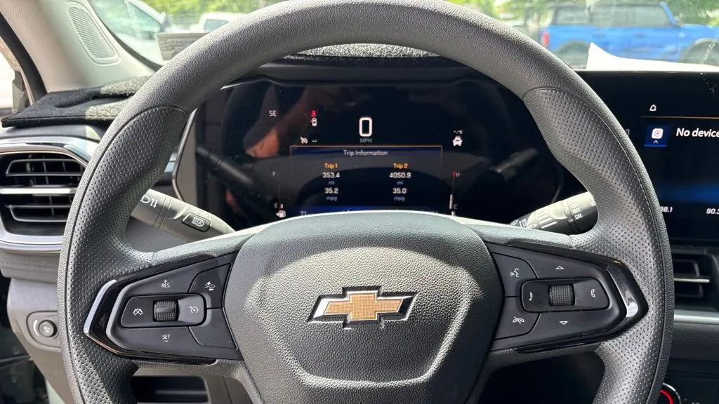 2025 Chevrolet Trailblazer LS