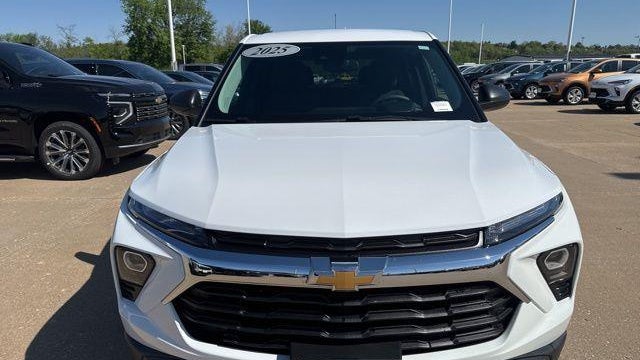 2025 Chevrolet Trailblazer LS