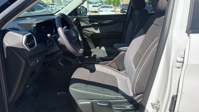 2025 Chevrolet Trailblazer LS