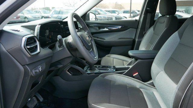 2025 Chevrolet Trailblazer LS