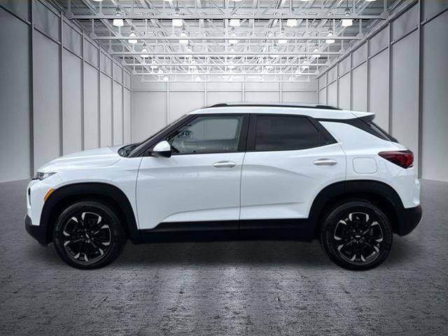 2023 Chevrolet Trailblazer LT — photo 1 of 12
