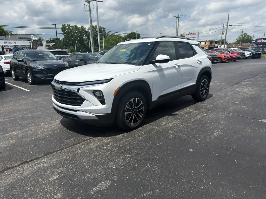 2025 Chevrolet Blazer - $20,995