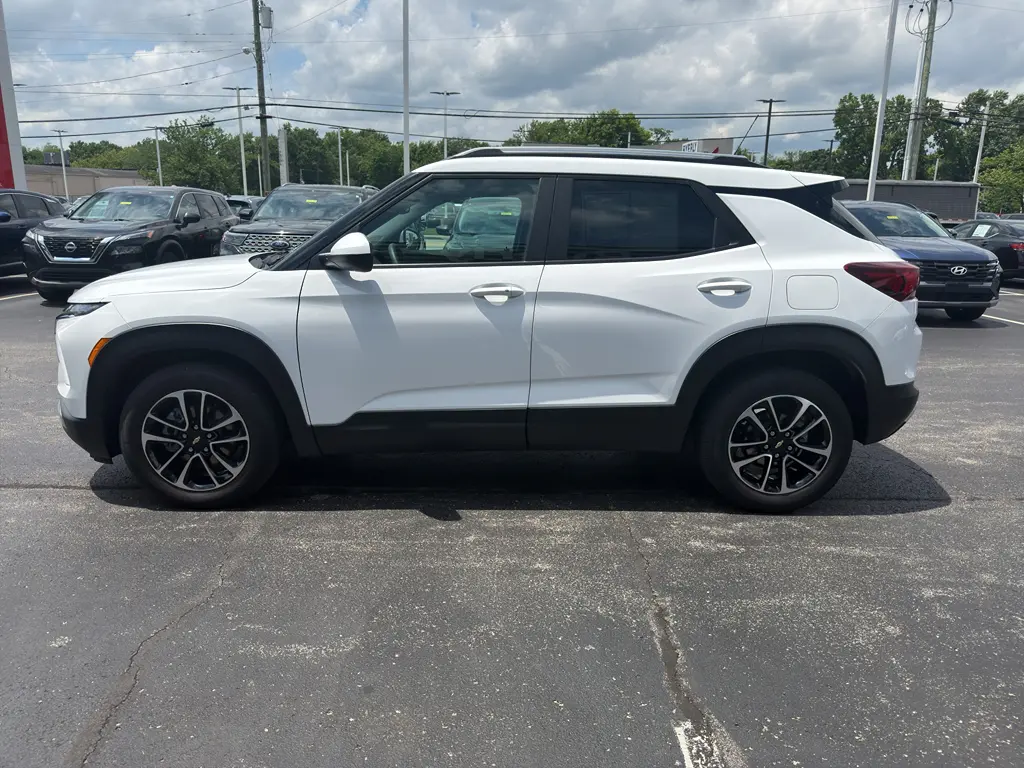 2025 Chevrolet Blazer - $20,995