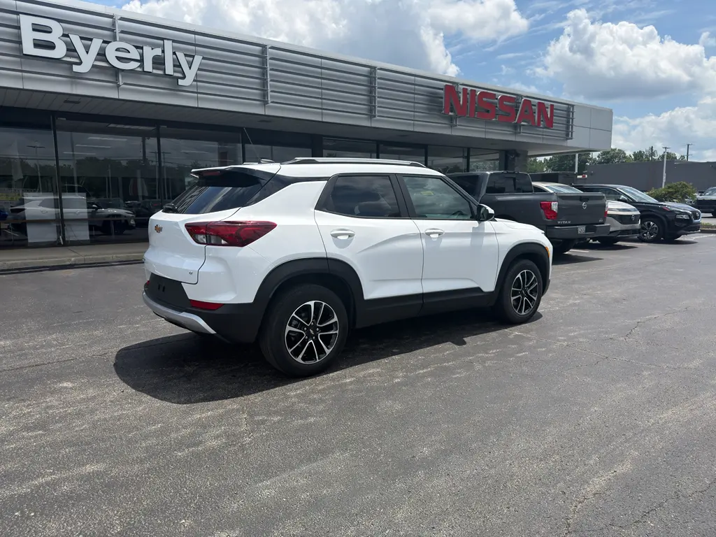 2025 Chevrolet Blazer - $20,995