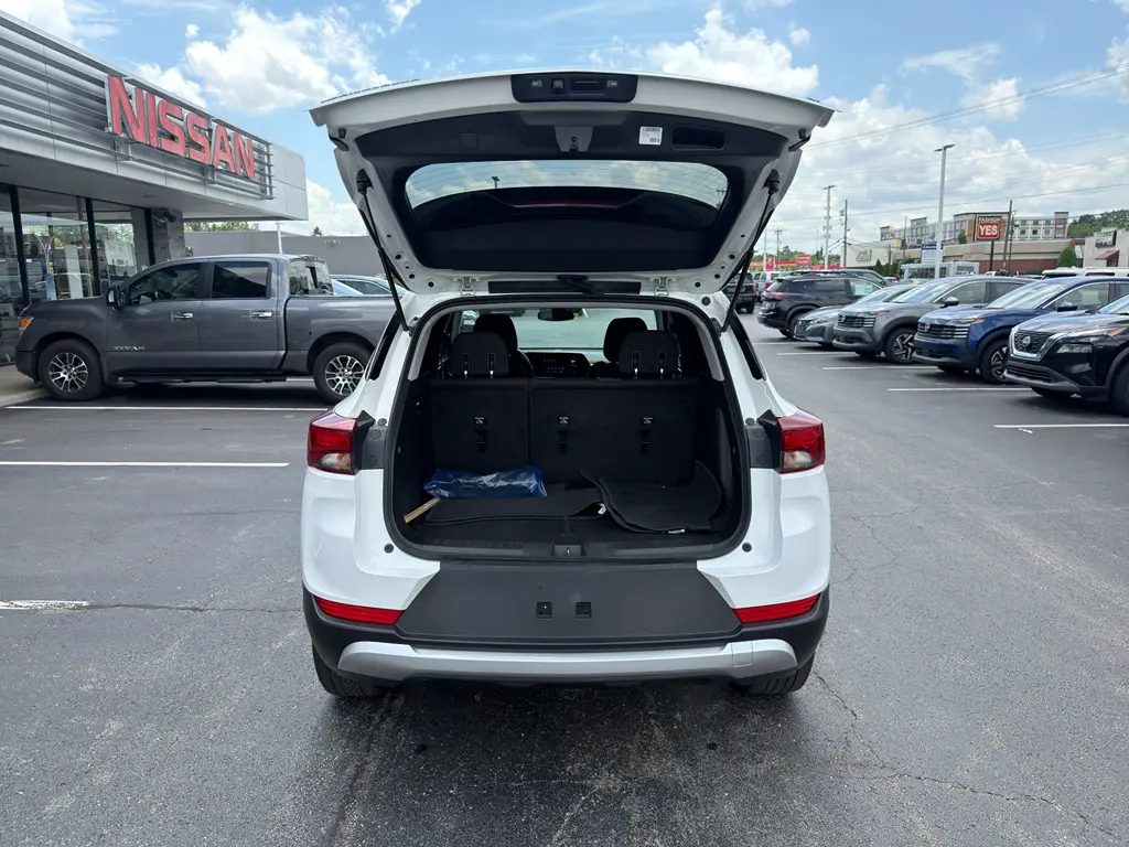 2025 Chevrolet Blazer - $20,995