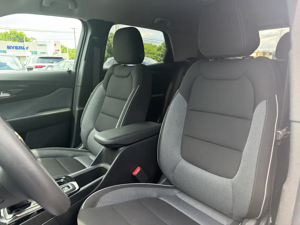 2025 Chevrolet Blazer - $19,995
