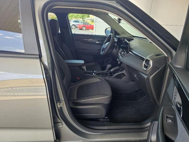 2025 Chevrolet Blazer - $23,990