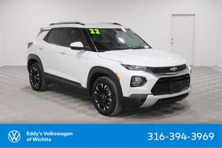 2022 Chevrolet Trailblazer with Summit White Exterior