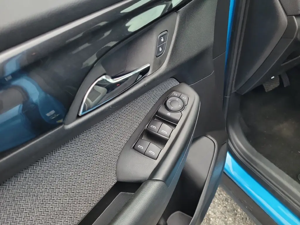 2025 Chevrolet Blazer - $19,989