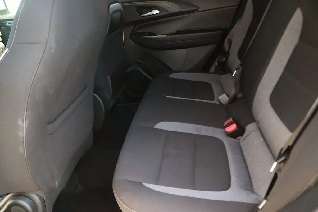 2025 Chevrolet Blazer - $24,499